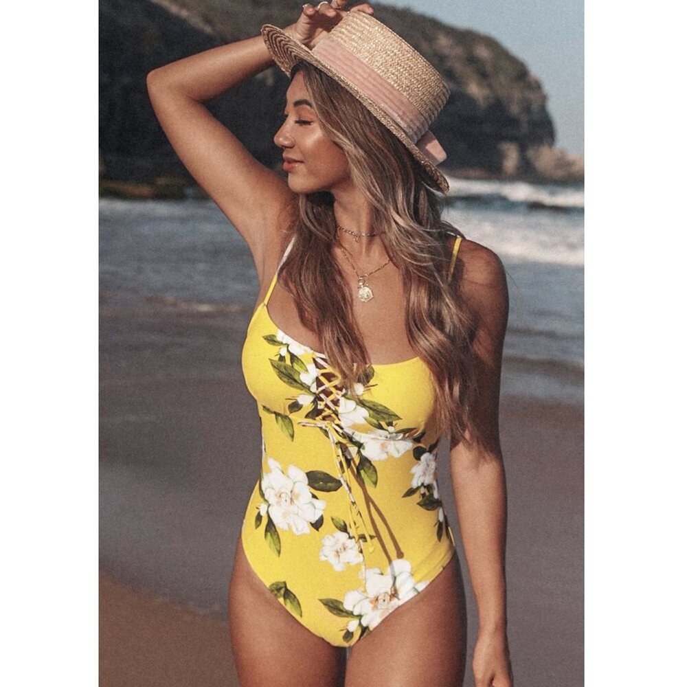 CUPSHE Women's One Piece Lace Up Yellow Floral Swimsuit